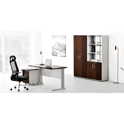 Gotowy zestaw mebli biurowych: biurka... 2